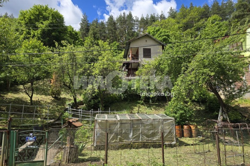 Продава КЪЩА в област Перник, с. Рударци - 72 кв.м / 157 000 € » 307 065.31 лв., ИМОТЕКА