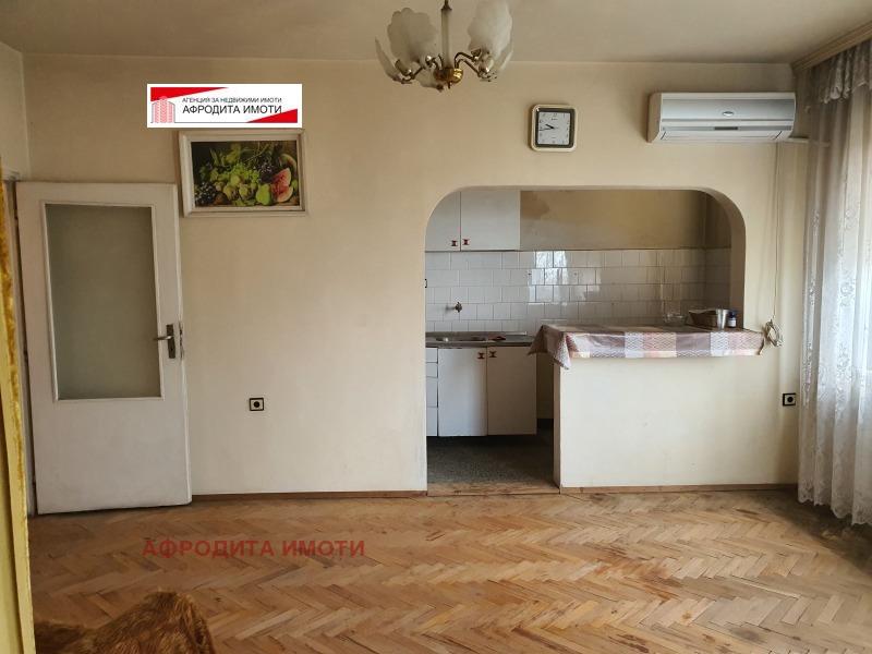 Продава  3-стаен град Стара Загора , Център , 86 кв.м | 39919075 - изображение [3]