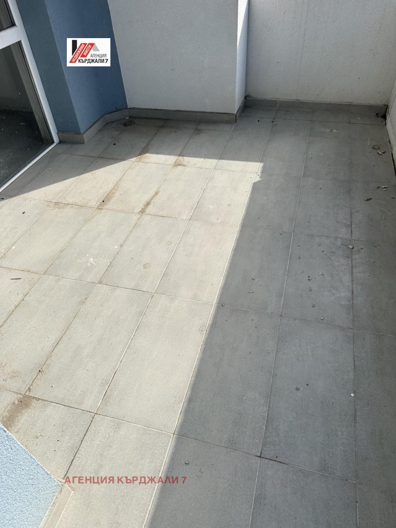 Продава 3-СТАЕН, гр. Кърджали, Възрожденци, снимка 9 - Апартаменти - 53185499