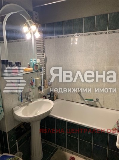 Продава 3-СТАЕН, гр. София, Борово, снимка 13 - Апартаменти - 53425469