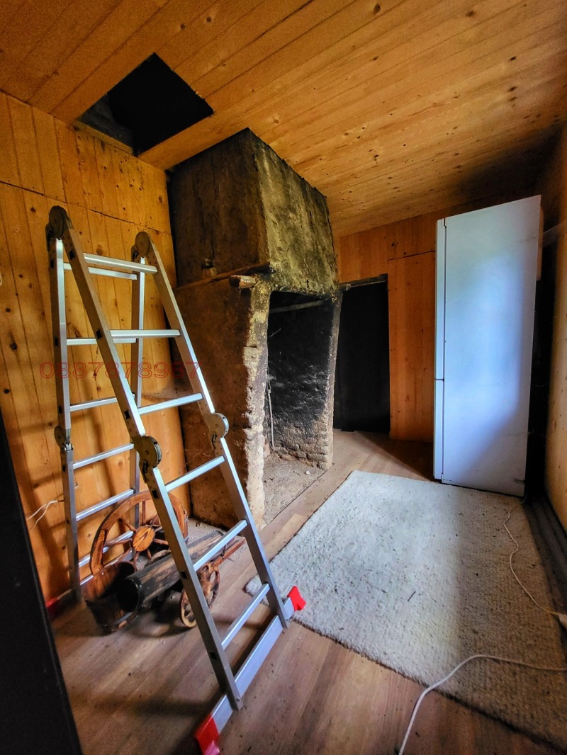 Продава КЪЩА, с. Ярловци, област Перник, снимка 5 - Къщи - 52779478