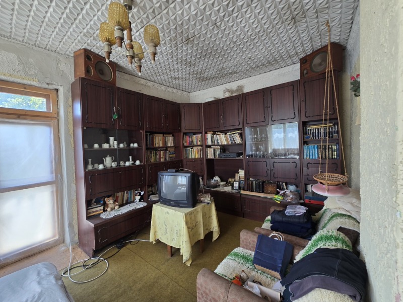 Till salu  Hus region Pleven , Grivica , 100 kvm | 66818428 - bild [6]