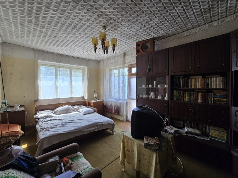 Till salu  Hus region Pleven , Grivica , 100 kvm | 66818428 - bild [7]