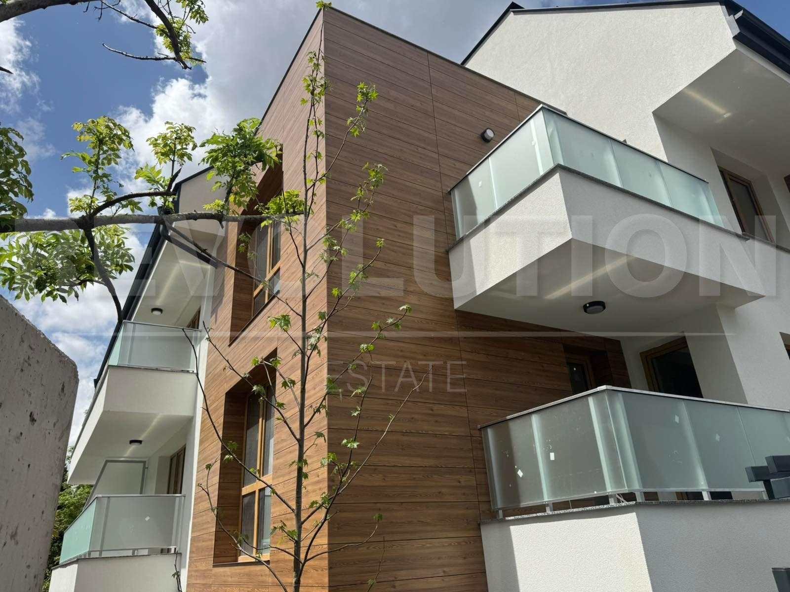Продава 3-СТАЕН, гр. София, Бояна, снимка 2 - Апартаменти - 54541124
