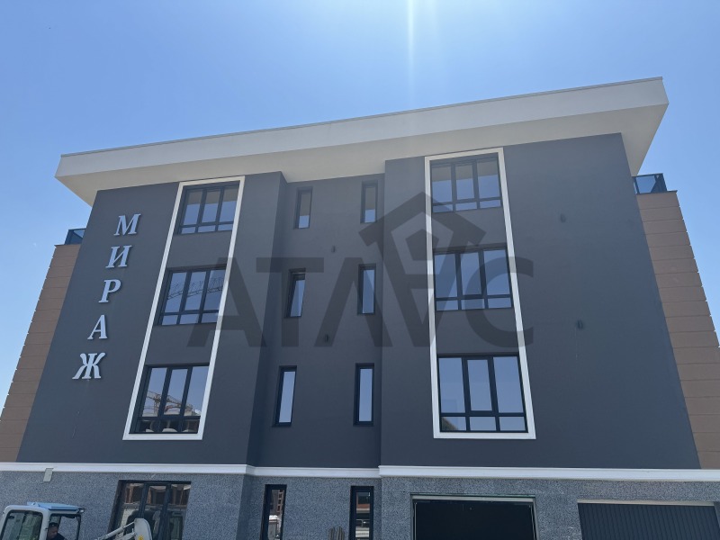 Προς πώληση  1 υπνοδωμάτιο Πλοβδηβ , Βελομορσκη , 70 τ.μ | 30946552 - εικόνα [2]