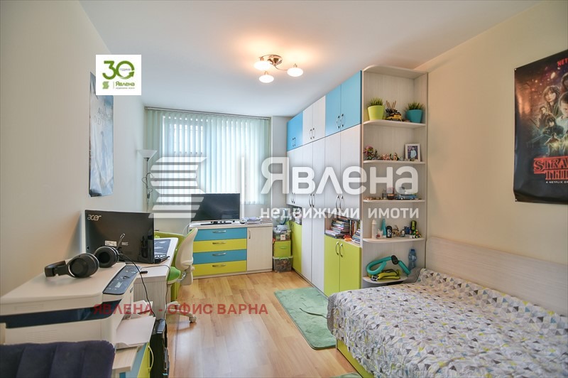 Продава 3-СТАЕН, гр. Варна, Център, снимка 3 - Aпартаменти - 49171899