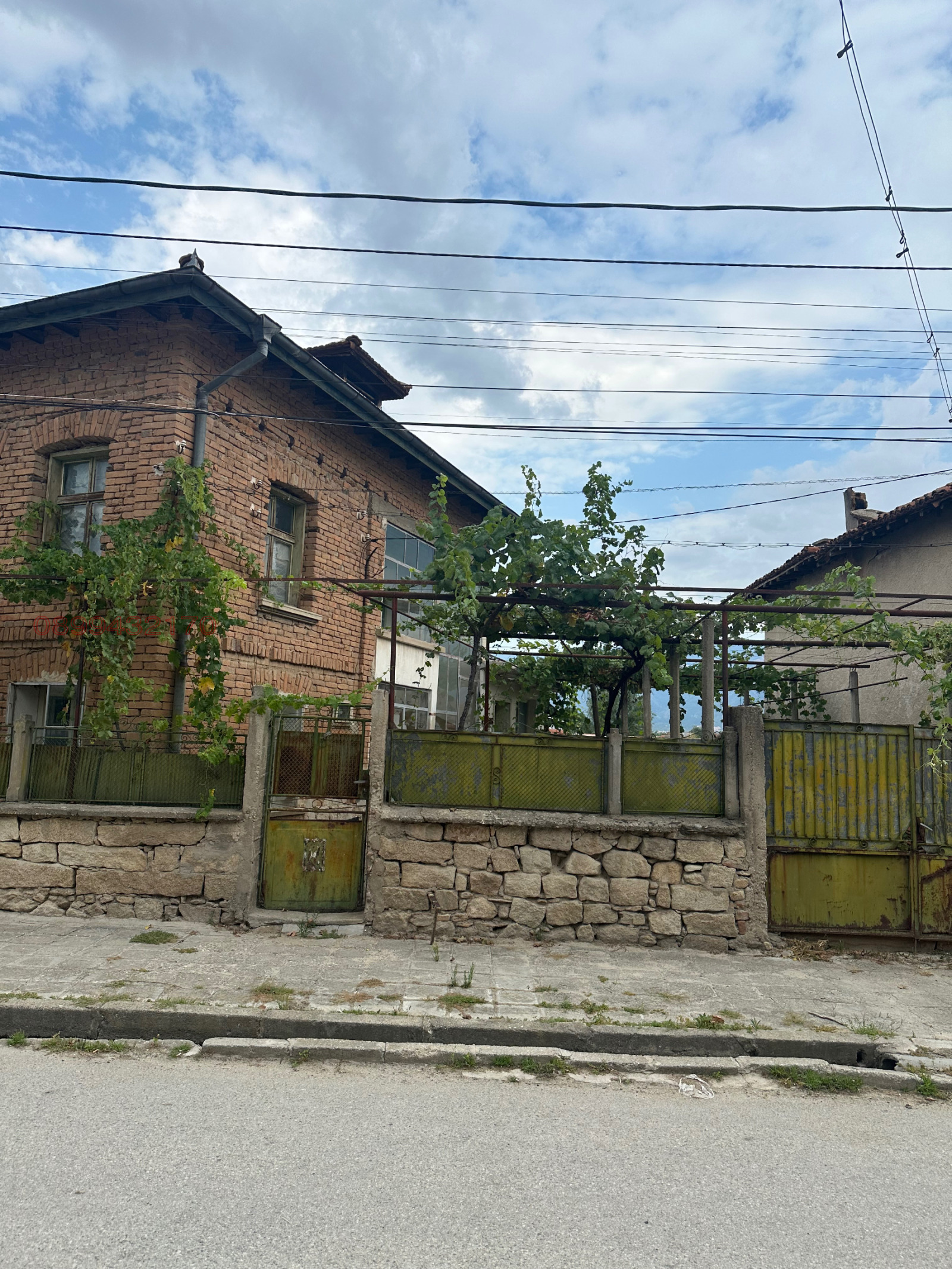 Продава КЪЩА, с. Каравелово, област Пловдив, снимка 2 - Къщи - 55786367