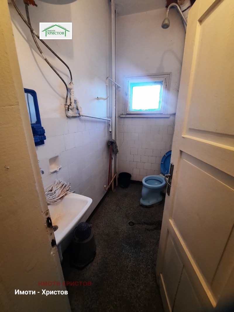 Продава 2-СТАЕН, гр. Шумен, Център, снимка 4 - Апартаменти - 53568014