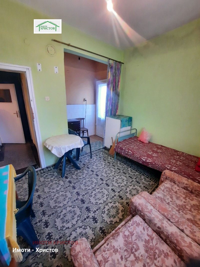 Продава 2-СТАЕН, гр. Шумен, Център, снимка 10 - Апартаменти - 53568014