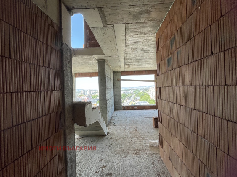 En venta  2 dormitorios Varna , Mladost 1 , 188 metros cuadrados | 28135375 - imagen [10]
