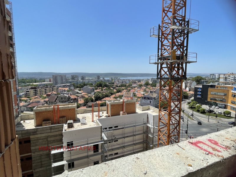 En venta  2 dormitorios Varna , Mladost 1 , 188 metros cuadrados | 28135375 - imagen [3]