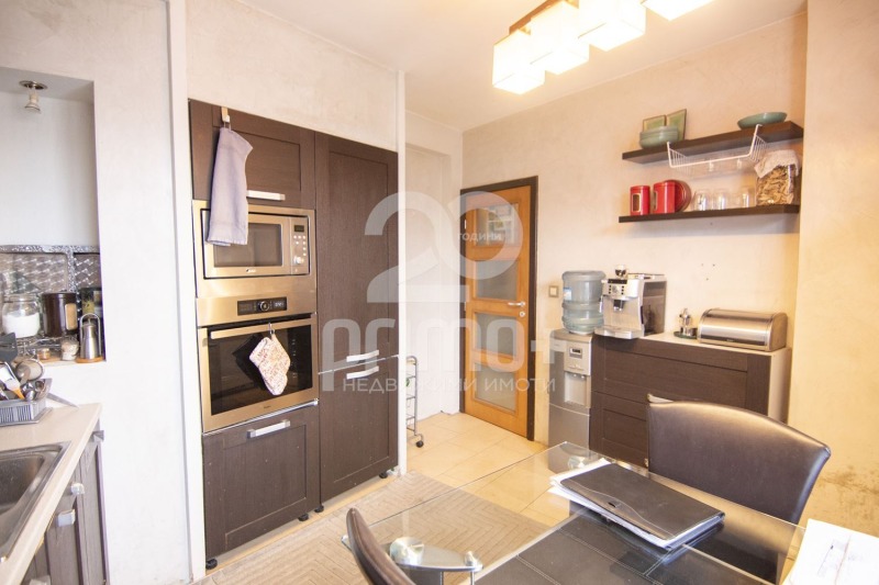 Продава 4-СТАЕН, гр. София, Редута, снимка 3 - Апартаменти - 53339977