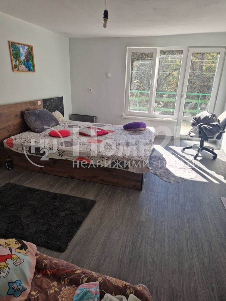 Продава КЪЩА, гр. Брезник, област Перник, снимка 6 - Къщи - 53275867