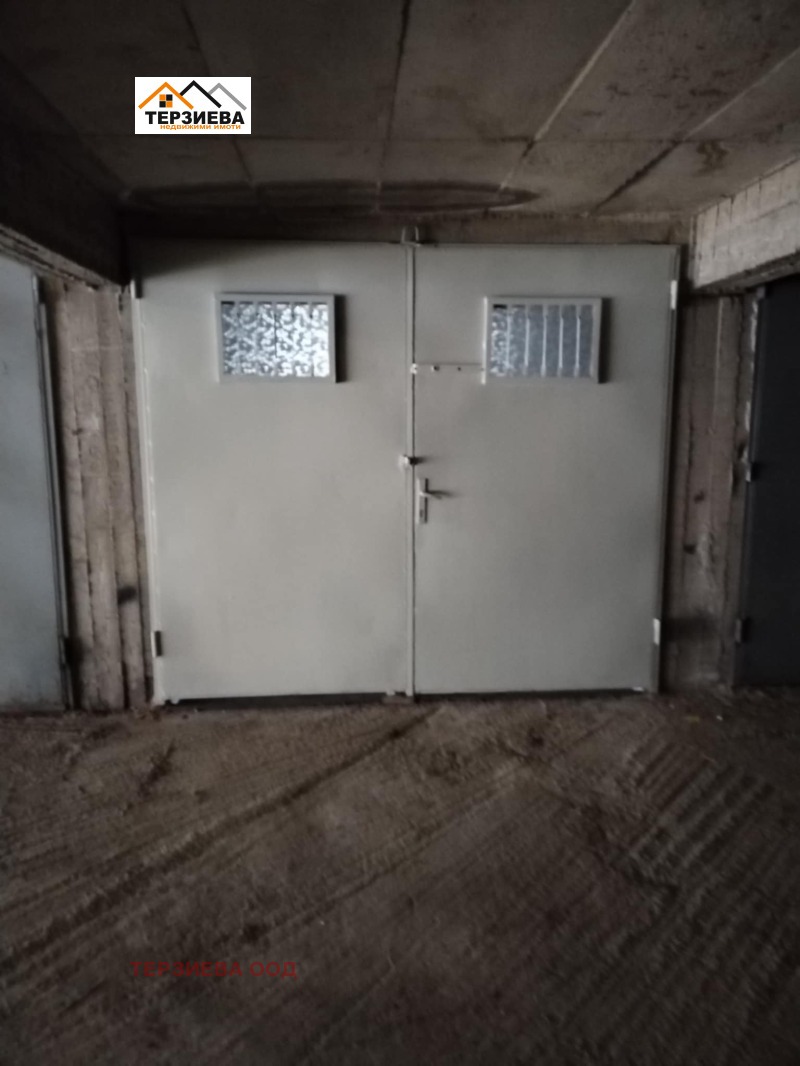 Продава ГАРАЖ, ПАРКОМЯСТО, гр. Стара Загора, Аязмото, снимка 4 - Гаражи и паркоместа - 52480080