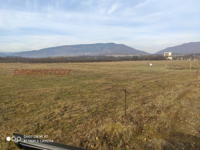 Продава ЗЕМЕДЕЛСКА ЗЕМЯ, гр. Елена, област Велико Търново