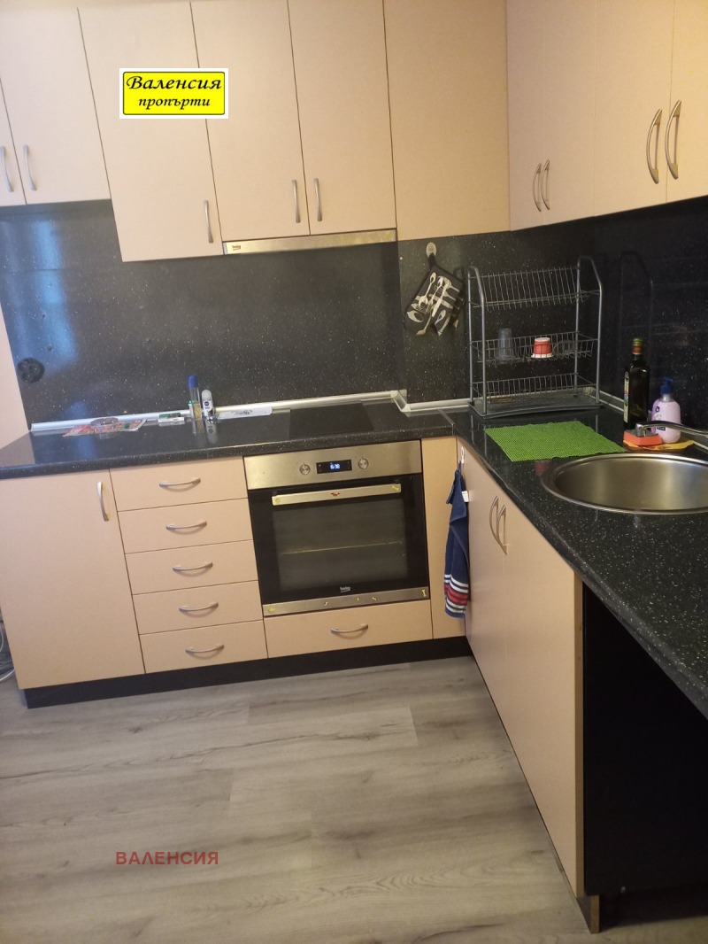 Продава 2-СТАЕН, гр. Враца, Дъбника, снимка 2 - Апартаменти - 53437400