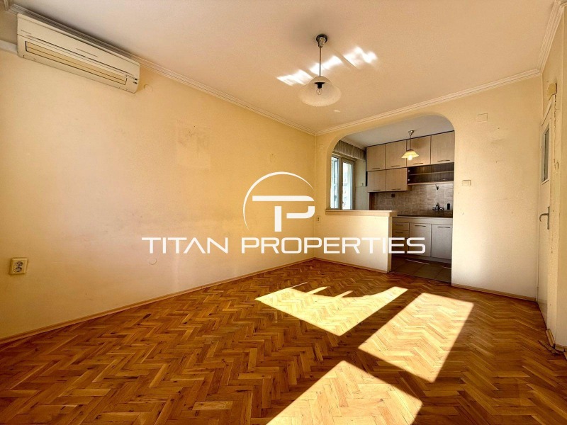 Продава 3-СТАЕН, гр. Пловдив, Кършияка, снимка 3 - Апартаменти - 52935577