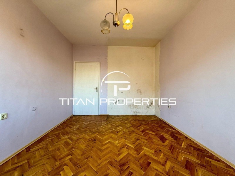 Продава 4-СТАЕН, гр. Пловдив, Кършияка, снимка 7 - Апартаменти - 53018140