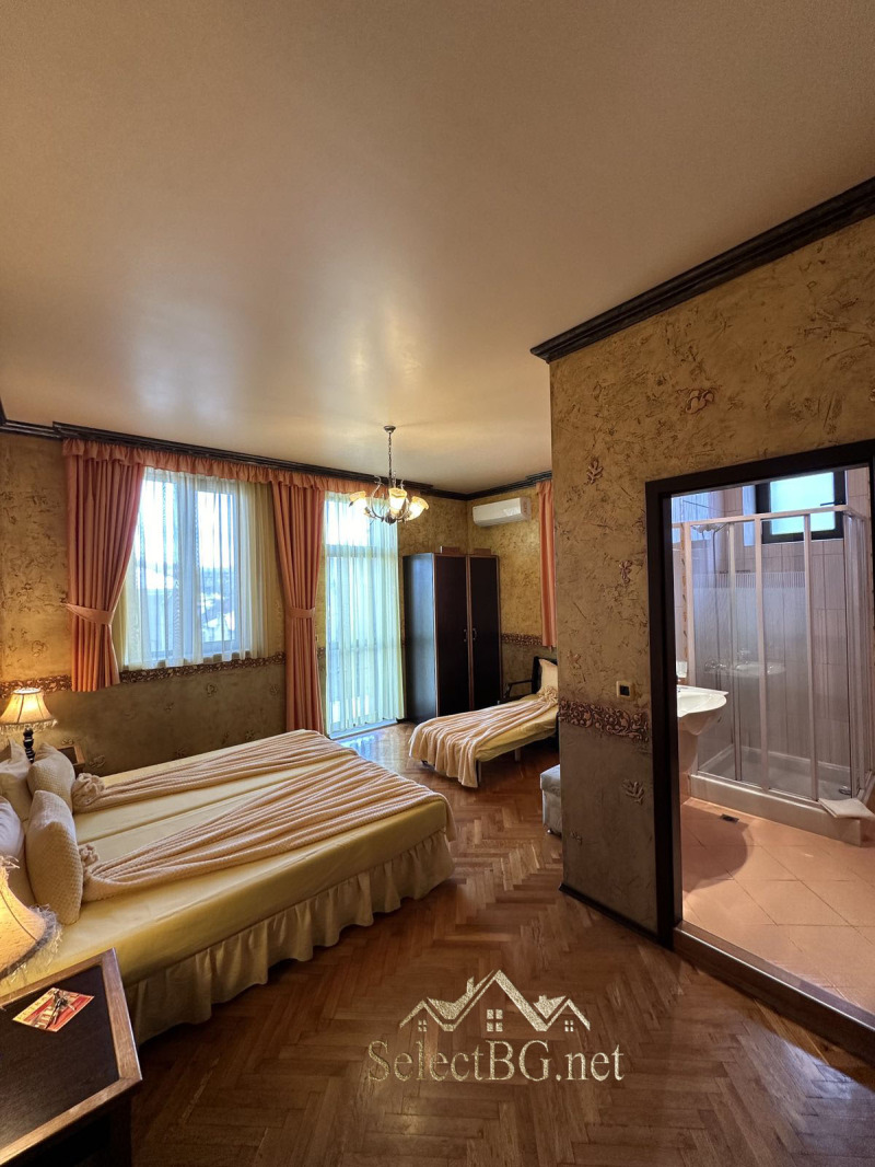 Продава  Етаж от къща град Велико Търново , Център , 121 кв.м | 18140234 - изображение [2]