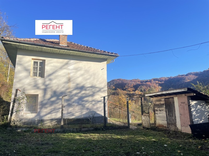 Продава КЪЩА, с. Стоките, област Габрово, снимка 12 - Къщи - 52291297