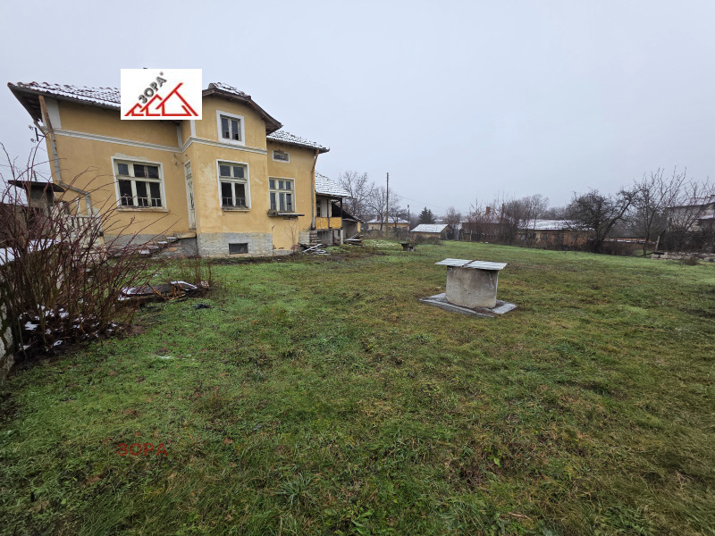 Продава КЪЩА, с. Баница, област Враца, снимка 6 - Къщи - 53462780