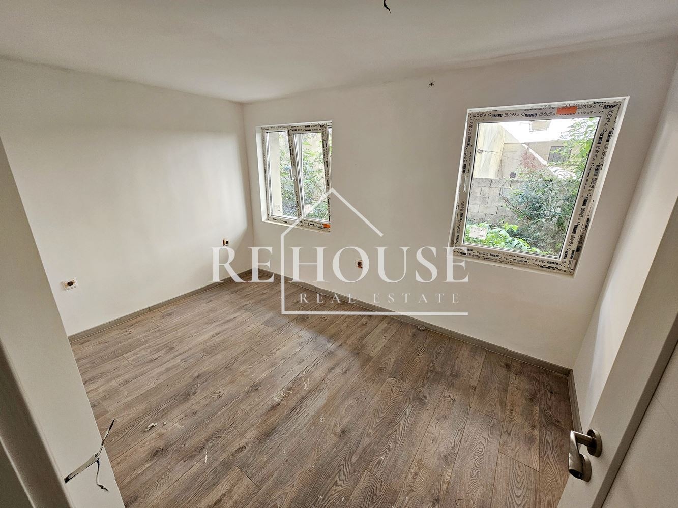 Продава 2-СТАЕН, гр. Варна, Колхозен пазар, снимка 6 - Апартаменти - 54922477