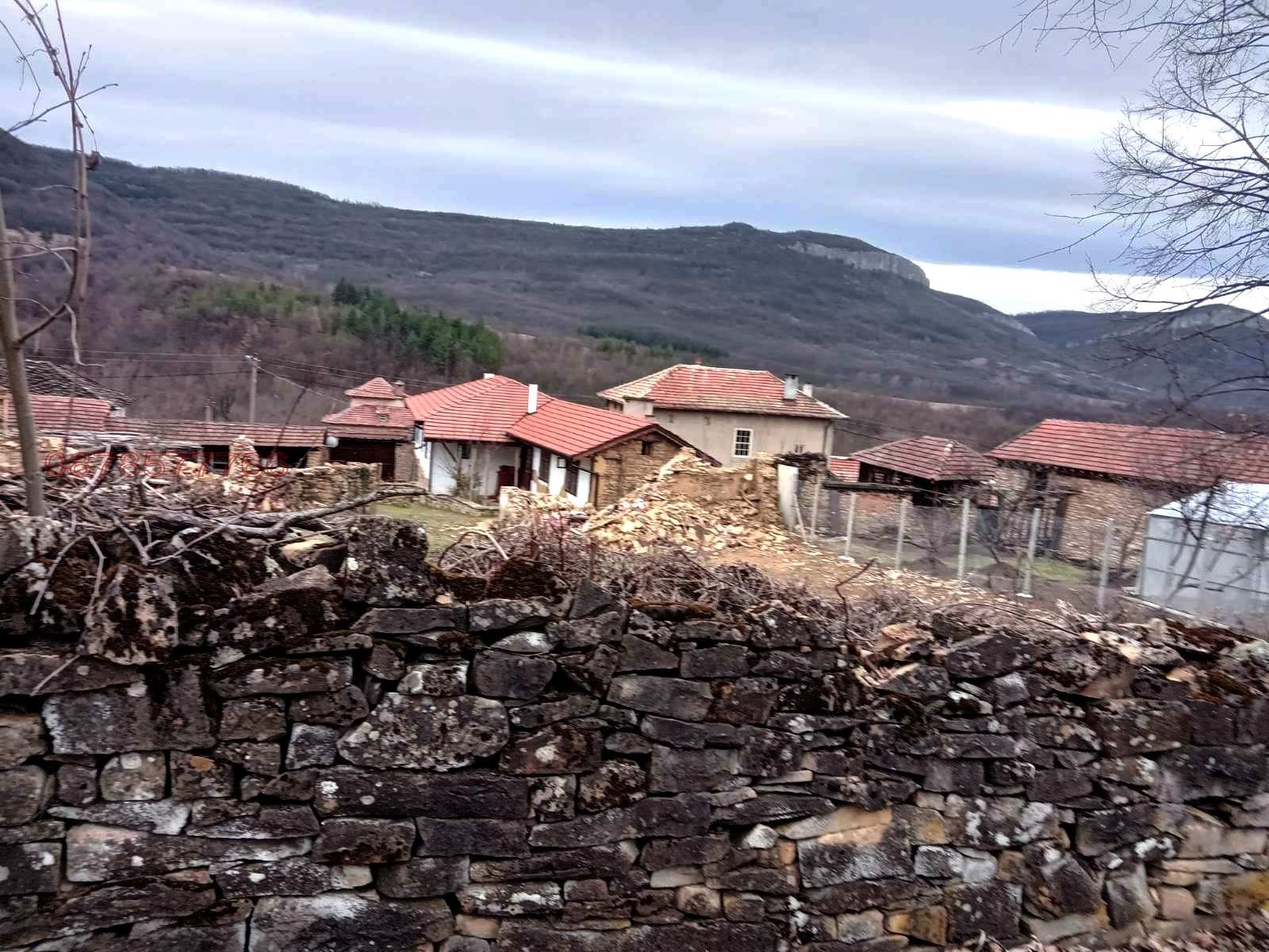 Продава КЪЩА, с. Караиванца, област Габрово, снимка 6 - Къщи - 53993720