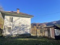 Продава КЪЩА, област Габрово, с. Стоките • 70000 € / 136908.10 лв. • 94233054 13