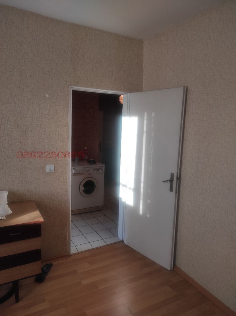 Продава 2-СТАЕН, гр. Пазарджик, Център, снимка 11 - Апартаменти - 52782328