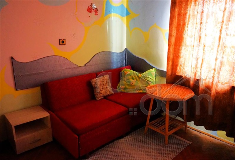 Продава ЕТАЖ ОТ КЪЩА в град Русе, Родина 3 - 139 кв.м / 129 900 € » 254 062.32 лв., РУСЕДОМ