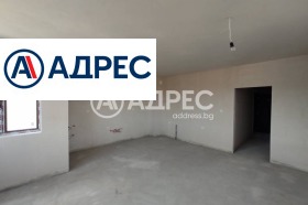 Продава 2-стаен