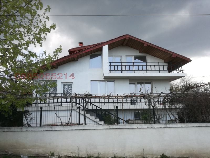 Продава КЪЩА, с. Бенковски, област Варна, снимка 1 - Къщи - 46394768