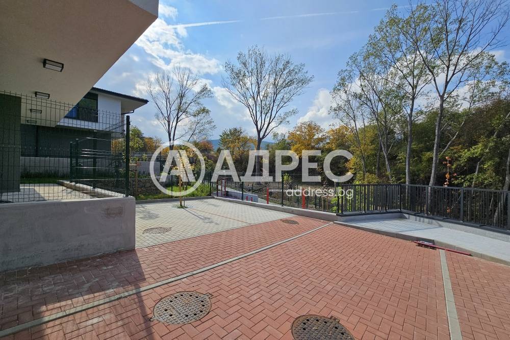 Продава КЪЩА, гр. София, м-т Камбаните, снимка 17 - Къщи - 56466232