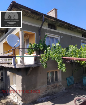 Hus Sapareva banja, region Kyustendil