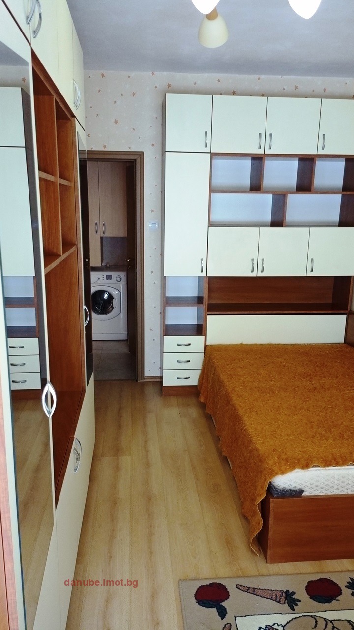 Продава 2-СТАЕН, гр. Русе, Възраждане, снимка 6 - Апартаменти - 54810429