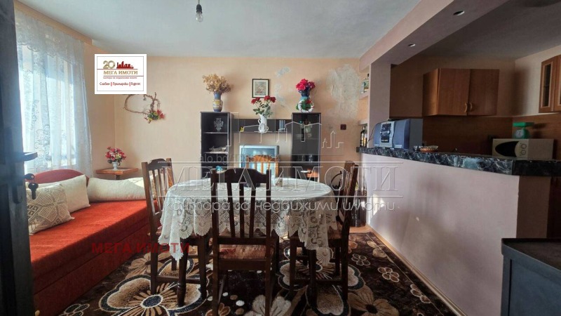 Продава КЪЩА, с. Росен, област Бургас, снимка 3 - Къщи - 53166338