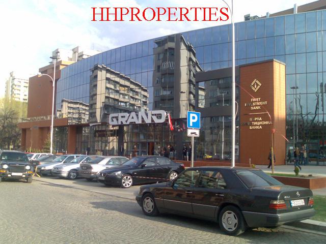 Продава  Магазин град Пловдив , Център , ТЦ ГРАНД, 42 кв.м | 33699078 - изображение [2]