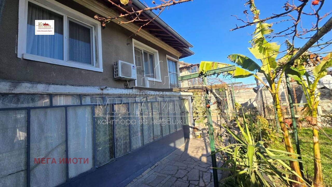 Продава КЪЩА, с. Росен, област Бургас, снимка 2 - Къщи - 55114254