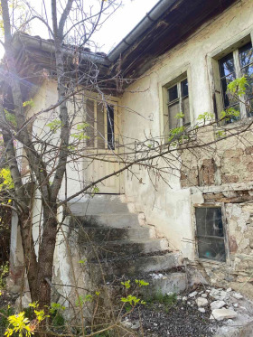 Продажба на имоти в с. Колю Мариново, област Стара Загора - изображение 1 