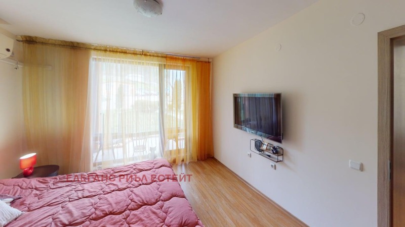 Myytävänä  1 makuuhuone Burgasin alue , Sveti Vlas , 83 neliömetriä | 78033833 - kuva [15]
