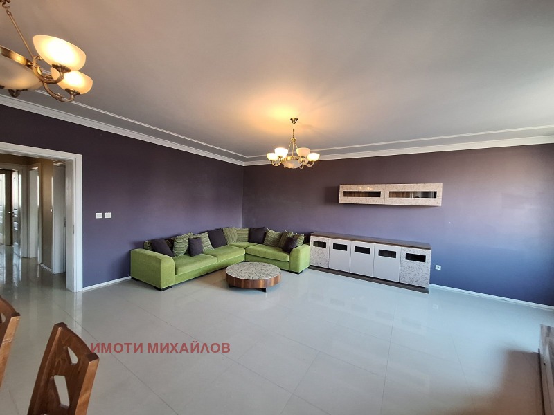 Na prodej  2 ložnice Sofia , Borovo , 134 m2 | 67855924 - obraz [3]