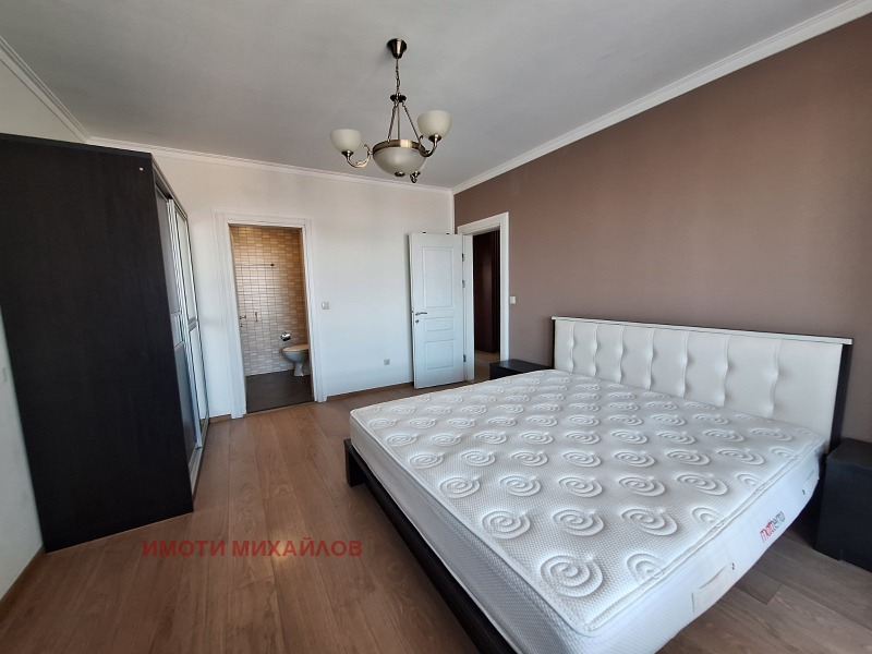 Na prodej  2 ložnice Sofia , Borovo , 134 m2 | 67855924 - obraz [6]