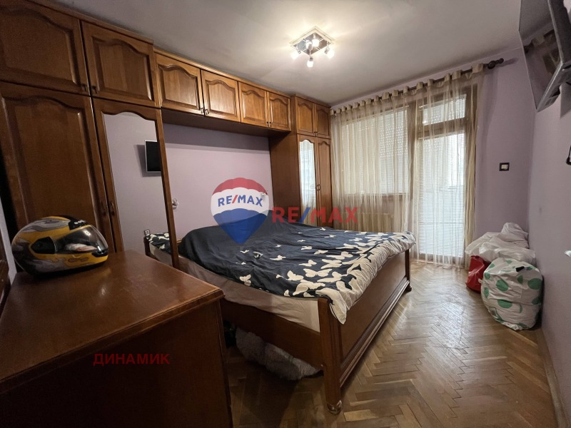 Продава 3-СТАЕН, гр. Бургас, Център, снимка 12 - Aпартаменти - 49313738