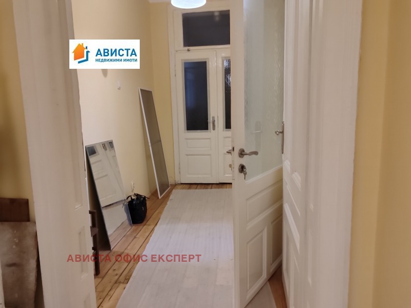 Продава МНОГОСТАЕН, гр. София, Център, снимка 6 - Aпартаменти - 47590900