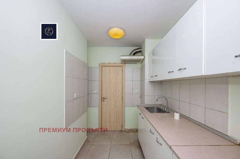 Продава ОФИС, гр. Пловдив, Кършияка, снимка 10 - Офиси - 49446300