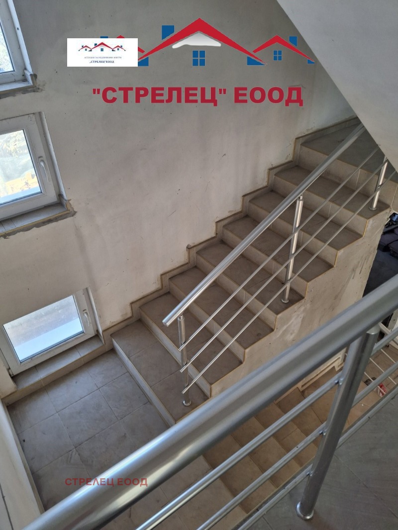 Продава КЪЩА, гр. Добрич, Христо Ботев, снимка 14 - Къщи - 48156231