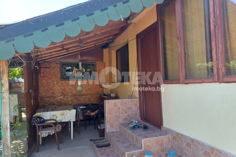 Продава  Къща, област Варна, с. Генерал Киселово • 43 000 EUR • ID 72883651 — holmes.bg - [1] 