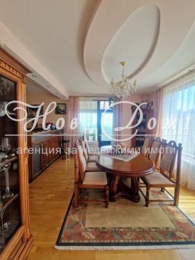 Будинок Бриз, Варна