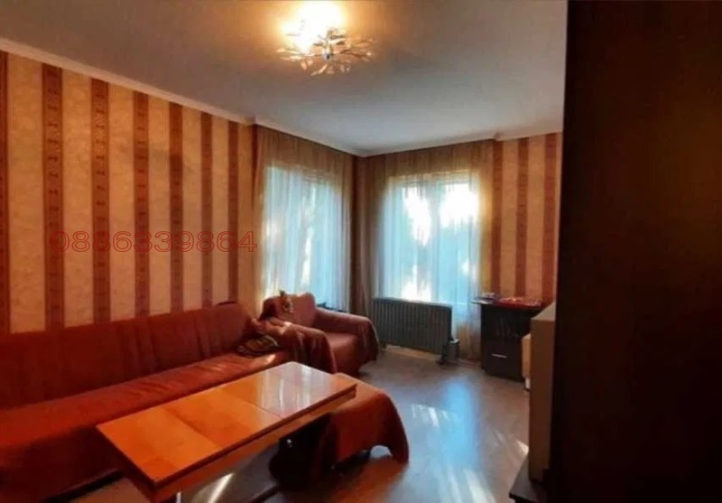 Продава КЪЩА, област Русе, гр. Бяла • 280000 € / 547632.40 лв. • 55197614 1