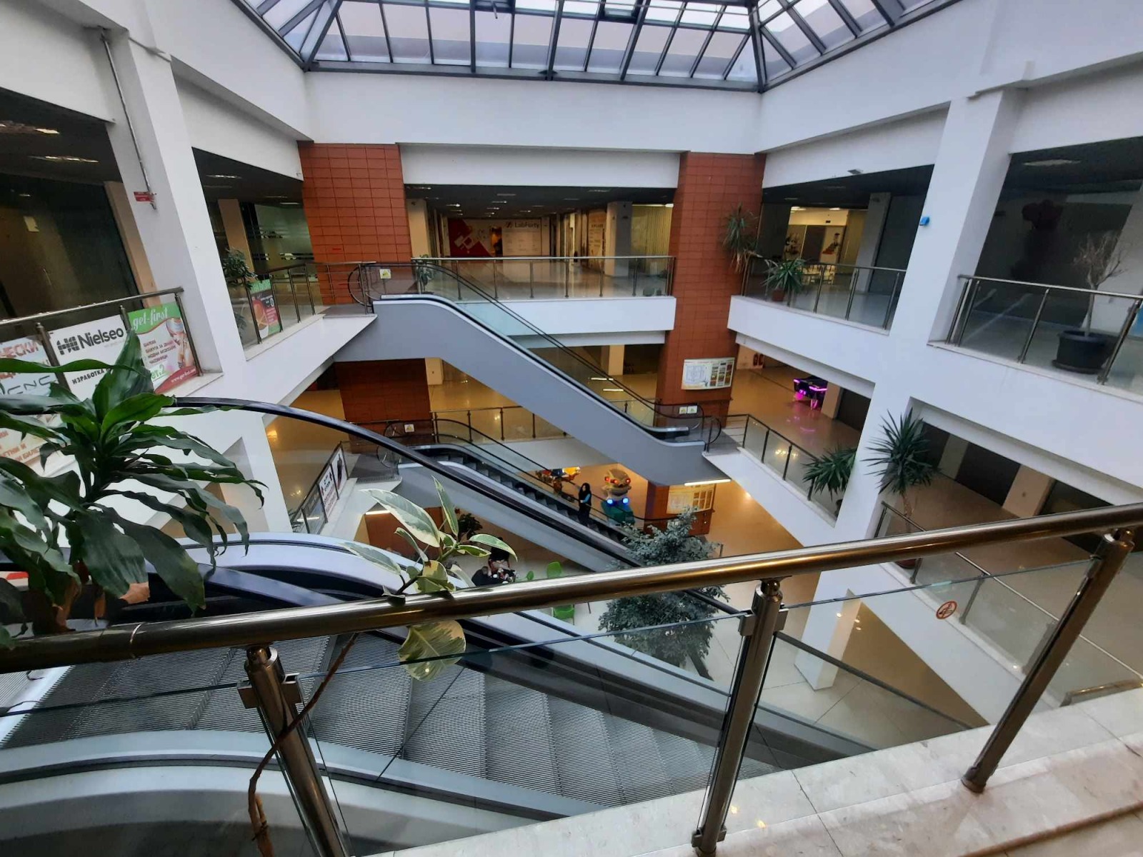 Продава ОФИС, гр. Пловдив, Център, снимка 2 - Офиси - 51852597